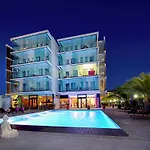 Mercure Toulon 4*