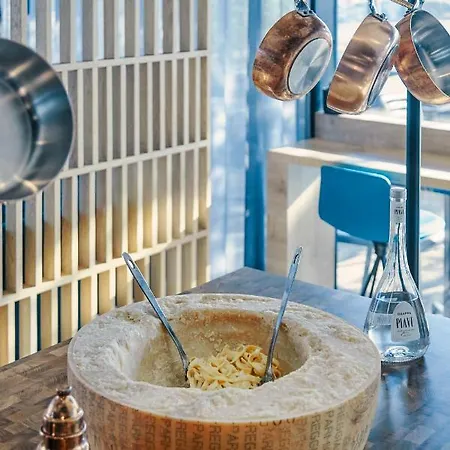 Mercure Toulon Szálloda 4*