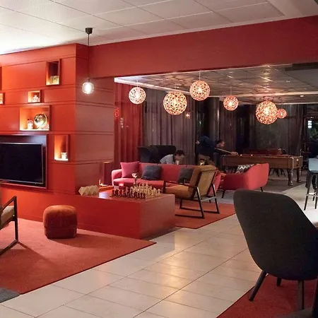 Mercure Toulon فندق