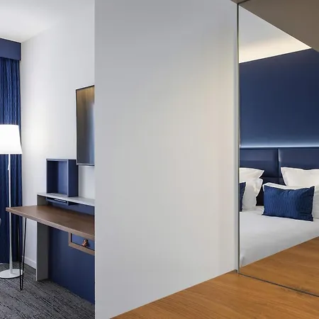 Hotel Mercure Toulon 4*