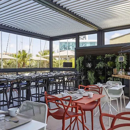 Mercure Toulon 4*