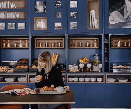 Mercure Toulon Szálloda 4*