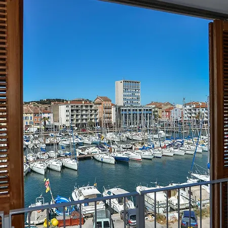 Mercure Toulon 호텔 4*