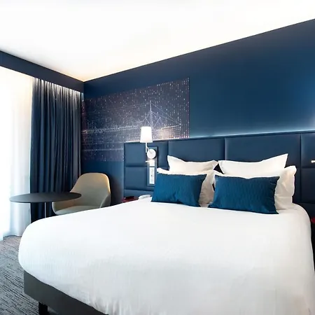 Mercure Toulon Hotel 4*
