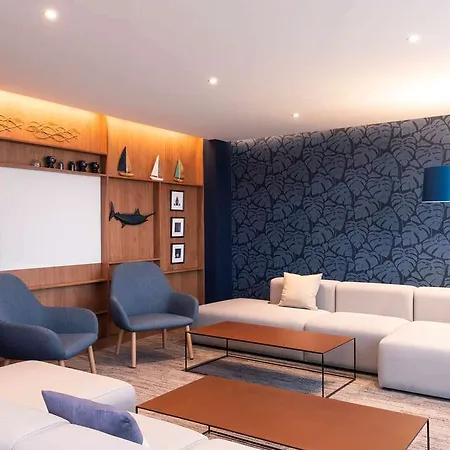 Mercure Toulon 滨海拉塞讷